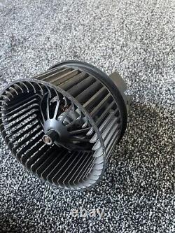 Ventilateur du moteur de soufflerie du chauffage Ford Kuga AV6N-18456-BA